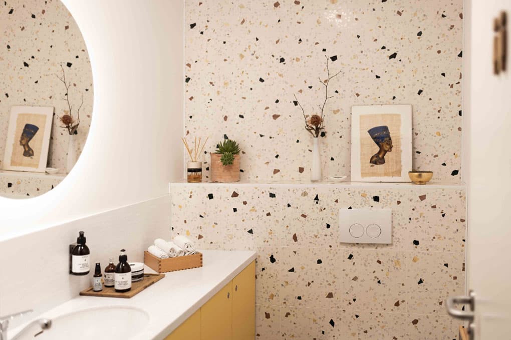 blank cosmetic studio